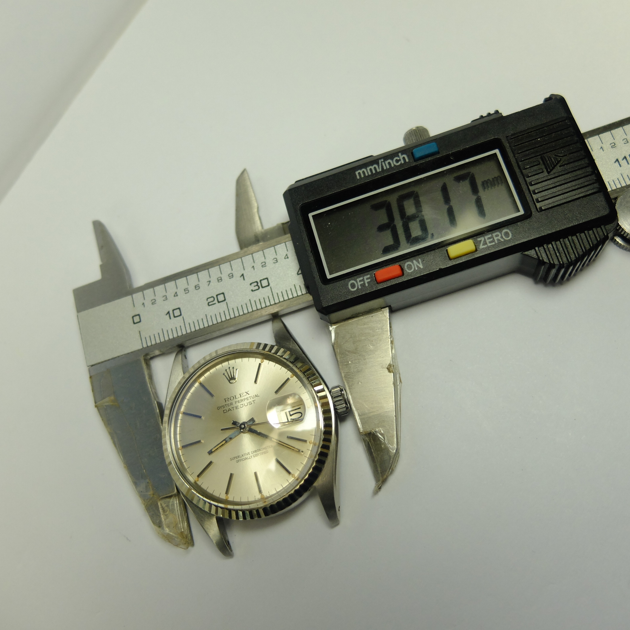 electronic ruler measuring the diameter of a rolex 16014, 38mm, more information