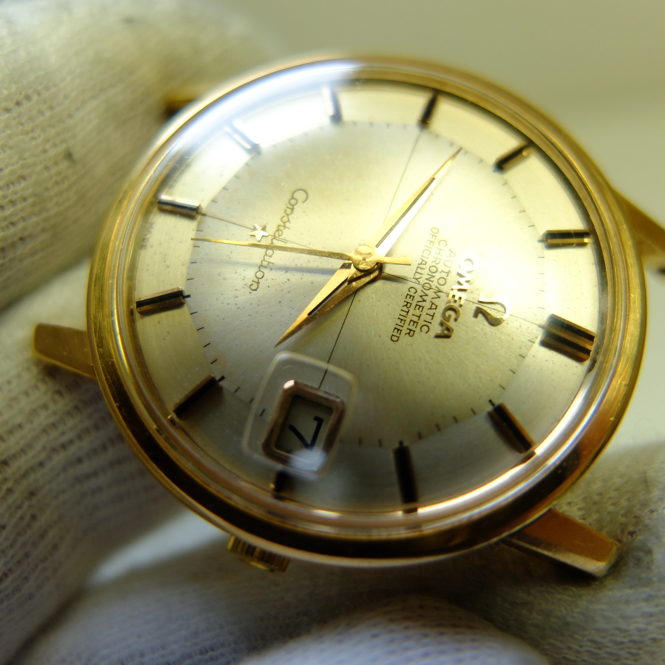 About 1962 omega constellation 18k 